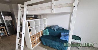 # Pronájem bytu 1+kk s lodžií a sklepem, 38 m and sup2; Prah