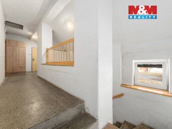 Nabízíme Vám k prodeji nájemní dům s celkovou užitnou plocho
