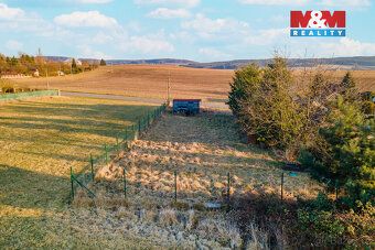 Prodej pozemku určeného k bydlení o velikosti 733 m² v k.ú. 