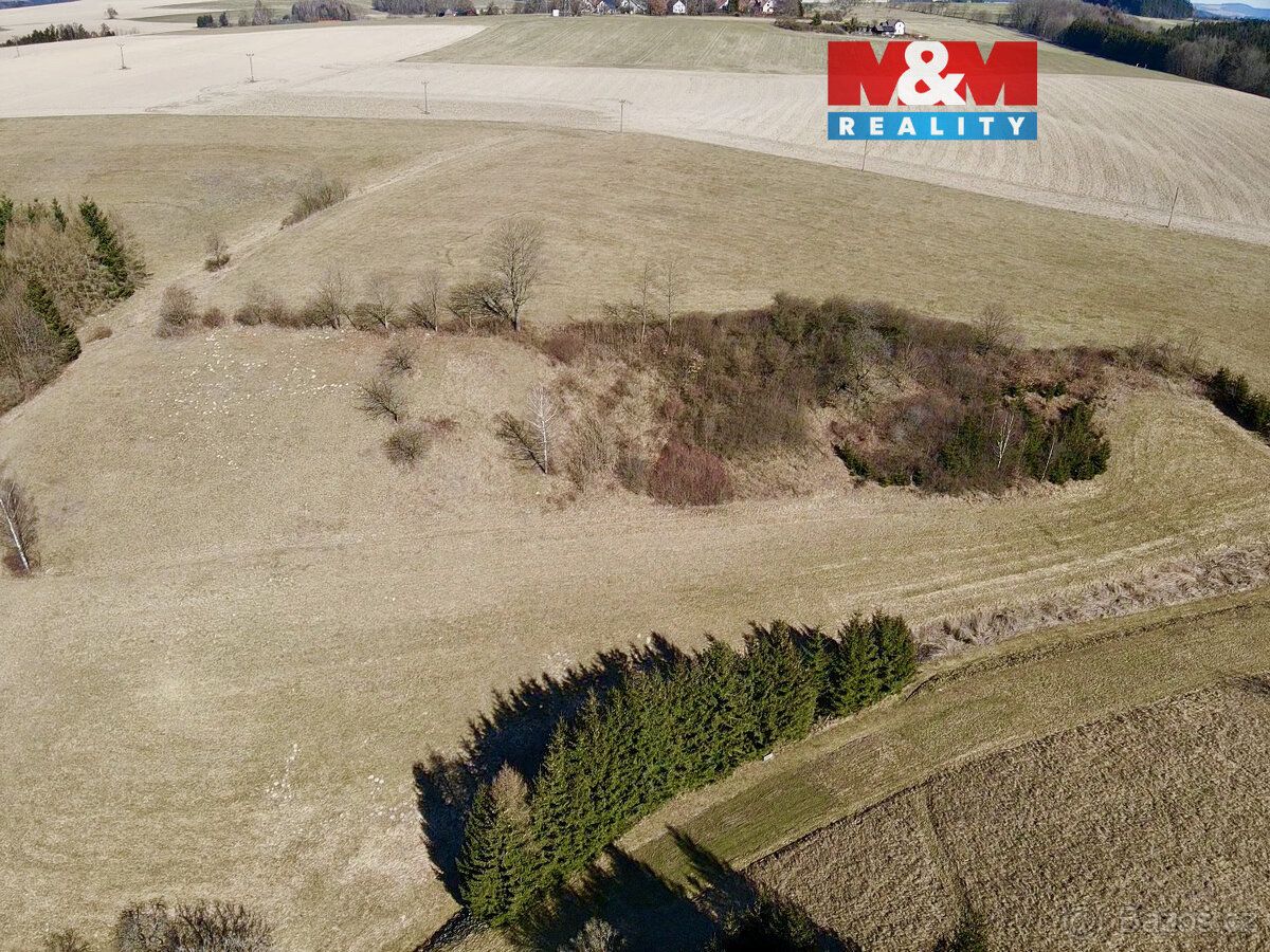 Nabízíme k prodeji louky o rozloze 15 081 m², situované v ob
