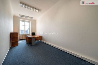 + poplatky za energie 6.500,- Kč/měsíc. Více informací Vám p