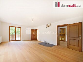 Možnost odpočtu DPH! , Hledáte vícegenerační dům, či velký p