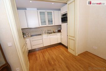, Dumrealit.cz Vám zprostředkuje prodej luxusního bytu 2+kk/