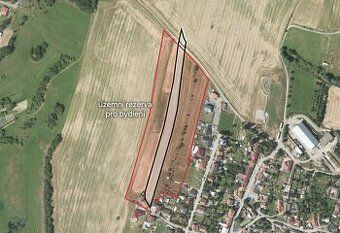 Nabízíme k prodeji soubor pozemků vedených jako orná půda, t