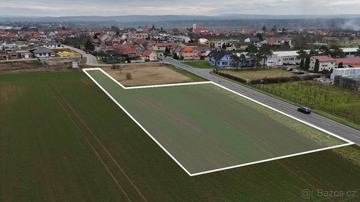 Víte, že dostat do územního plánu pozemek v blízkosti Uhersk