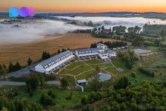 Nabízíme k dlouhodobému pronájmu stylové, moderně řešené pat