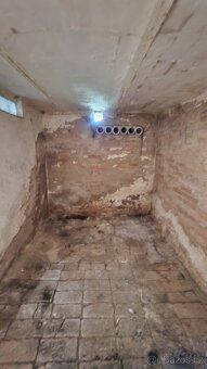 Chtěli bychom Vám nabídnout k prodeji chatu na Babí hoře v H