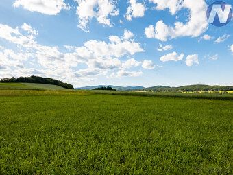 Nově nabízíme k prodeji stavební pozemek o výměře 1 291 m², 