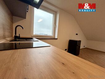 Nabízíme dlouhodobý pronájem moderně zrekonstruovaného, klim