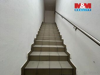 Nabízíme dlouhodobý pronájem moderně zrekonstruovaného, klim