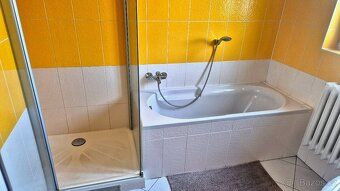 Nabízíme k prodeji řadový rodinný dům s útulnou zahradou a z