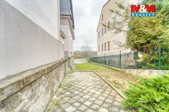 Nabízíme k pronájmu stylový byt o dispozici 2+kk nacházející