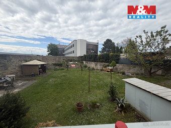Pronájem prostorného bytu 2+kk (užitná plocha 57 m²) v centr