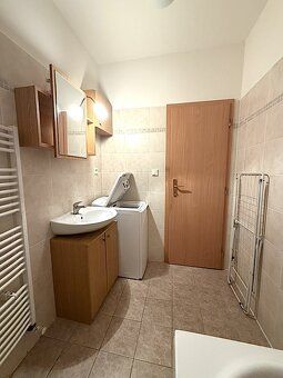 K dlouhodobému pronájmu nabízíme byt 1+kk o rozloze 31 m2 na