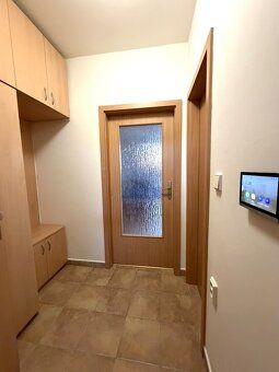 K dlouhodobému pronájmu nabízíme byt 1+kk o rozloze 31 m2 na