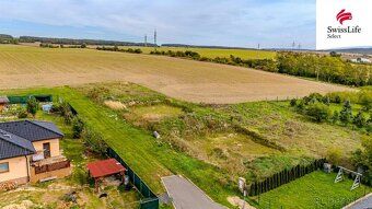 Na prodej nabízíme stavební pozemek o rozloze 1 399 m v obci