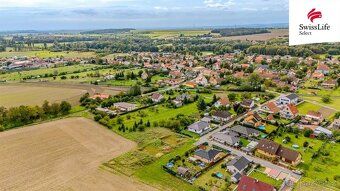 Na prodej nabízíme stavební pozemek o rozloze 1 399 m v obci