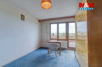 Nabízíme k prodeji prostorný rodinný dům o dispozici 4+kk a 