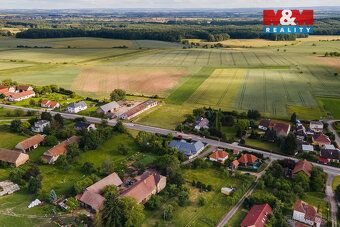 Nabízíme k prodeji rovinatý pozemek o rozloze 1163 m² určený