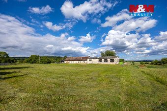 Nabízíme k prodeji rovinatý pozemek o rozloze 1163 m² určený