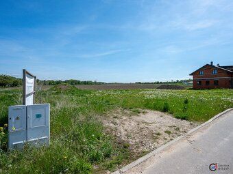 Ev.č. 00884 Stavební pozemek o rozloze 950 m² v obci Dubany 