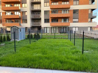 Nabízíme k pronájmu moderní byt 1+kk o velikosti 34 m² s vla