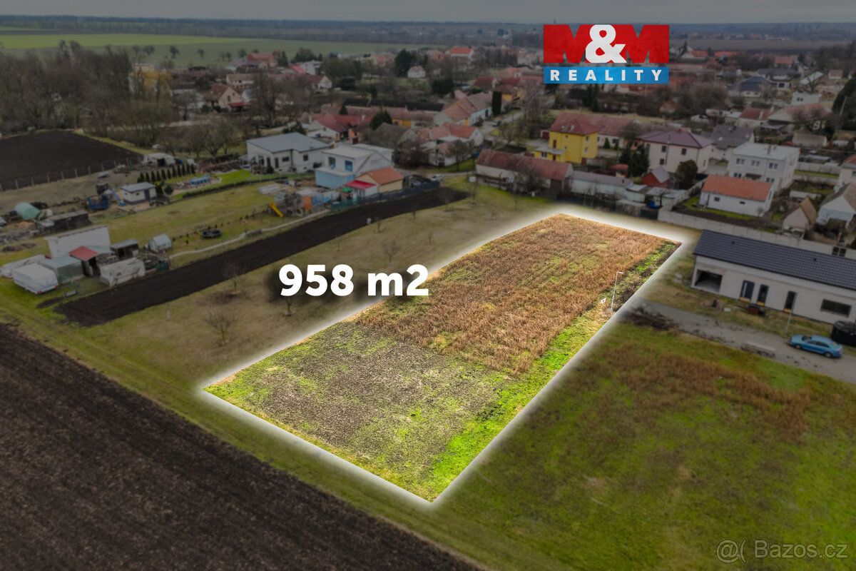 Nabízíme k prodeji pozemek určený k bydlení se zahradou o vý