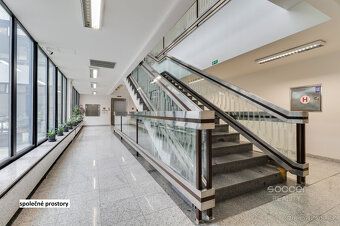 Pronájem reprezentativní kanceláře 33,45 m2 v druhém patře a