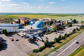 K pronájmu nabízíme exkluzivní komerčního prostor (se sklade