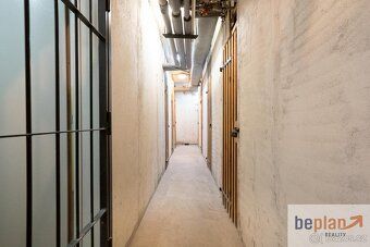 Nabízíme byt 3+kk o celkové výměře 83m2 včetně lodžie a skle