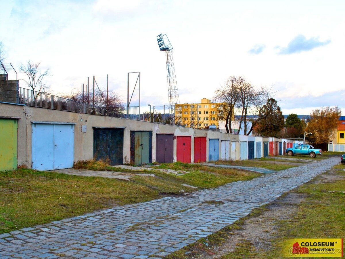 Ev.č. 5317B067-3 Nabízíme Vám k dlouhodobému pronájmu garáž 
