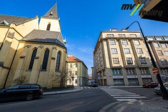 Ev.č. 2000 Exkluzivně nabízíme k prodeji stylový byt 2+kk o 