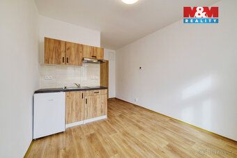 Pronájem po rekonstrukci: útulný byt 1+kk o užitné ploše 15 