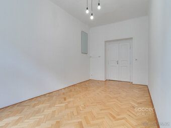 Pronájem zrekonstruovaného slunného bytu 2+kk (35,93 m²) se 