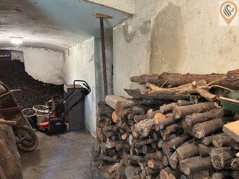 Rodinný dům o dispozici 4+1 s potenciálem. Nabízíme k prodej