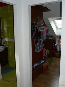 PRONÁJEM BYTU 63m2 NÁCHOD 🏡 Podkrovní byt v rodinném domě 63