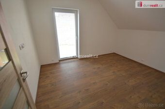 +popl. 3500, +elektřina, pronájem 3kk 87m² Podolanka, U Pejř