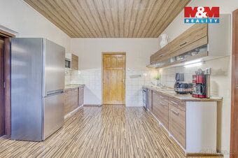Nabízíme prodej bytu 3+1 ve velmi žádané lokalitě města Kdyn