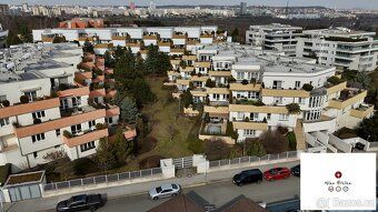 Ev.č. 00116 Pronájem prostorného bytu 4+kk, 123,3 m²  s tera