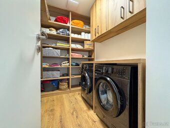 Pronájem luxusního bytu 3+kk o velikosti 110 m2 s 2 prostorn