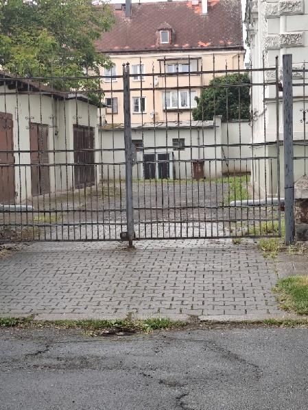 Pronájem garáže v uzavřeném areálu na ulici Jateční 16 Opava