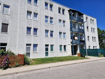 Nabízíme k pronájmu bytovou jednotku 1+1 s balkonem (č. 19) 
