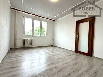 Ev.č. AB03326 Nabízíme k pronájmu světlý a zrekonstruovaný b