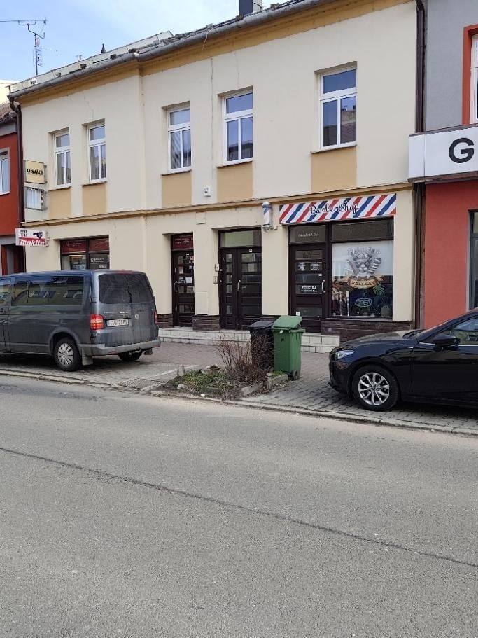 Pronájem bytu 1+1 o rozloze 52m2 v 1. patře cihlového domu n