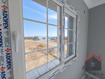 Nabízíme k prodeji dvě moderní novostavby typu „twin villa“ 