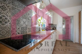 Pronájem bytu 2+kk s terasou o výměře 70m2 v přízemí rodinné
