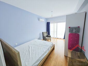 Zařízený apartmán se dvěma ložnicemi a terasou – Caesar Reso