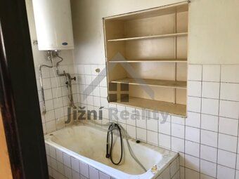 Nabízíme Vám k prodeji rodinný dům nyní o velkosti 2+1 s mož