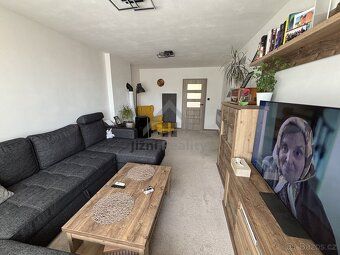 Nabízíme Vám k prodeji byt 2+1, 59,8 m2, v osobním vlastnict