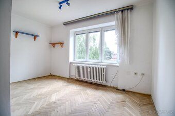 Nabízíme k dlouhodobému pronájmu světlý a nově upravený byt 